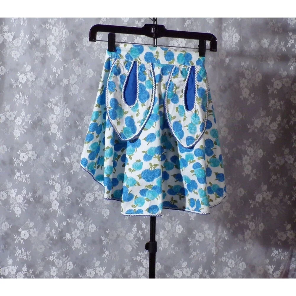 Vintage 60s Blueberry Apron 1960s Retro Kitsch Twee Cotton Blue Kitchen Linen
